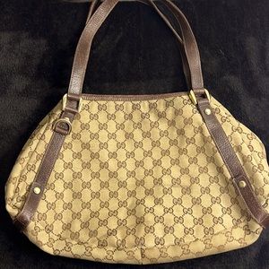 Gucci shoulder bag AUTHENTIC
